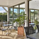 De Castel - Piscine Chauffee 3*