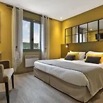 De Castel - Piscine Chauffee 3* סרלה-לה קנדה