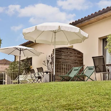 De Castel - Piscine Chauffee Hotel 3*