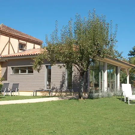 Hotel De Castel - Piscine Chauffee