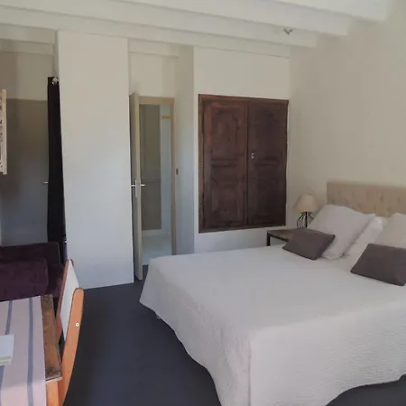 De Castel - Piscine Chauffee 3* Sarlat