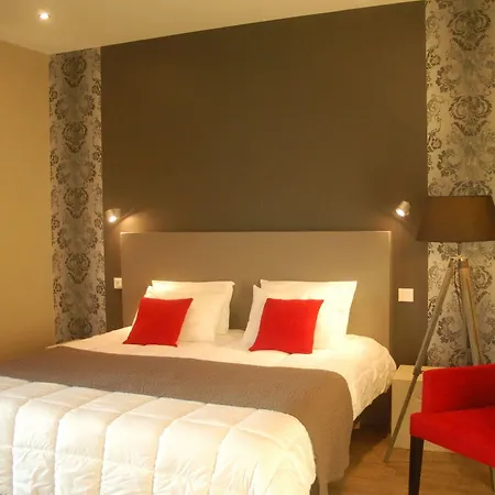 De Castel - Piscine Chauffee 3* Sarlat