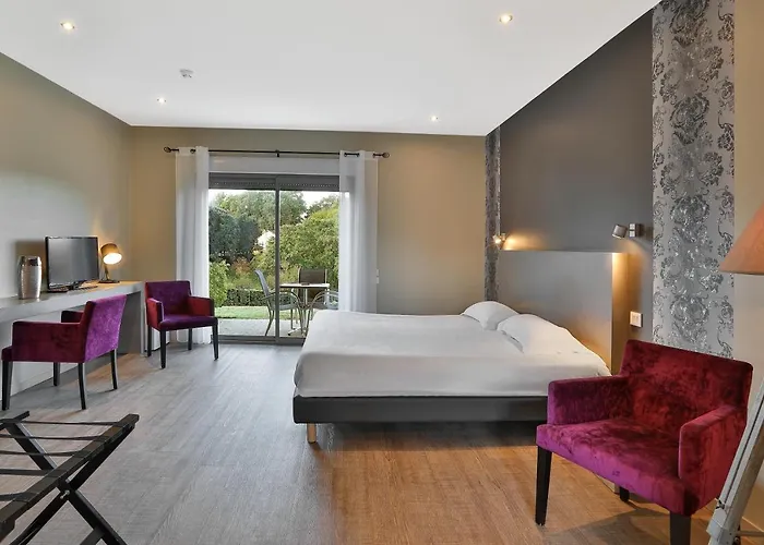 De Castel - Piscine Chauffee 3* サルラ・ラ・カネダ