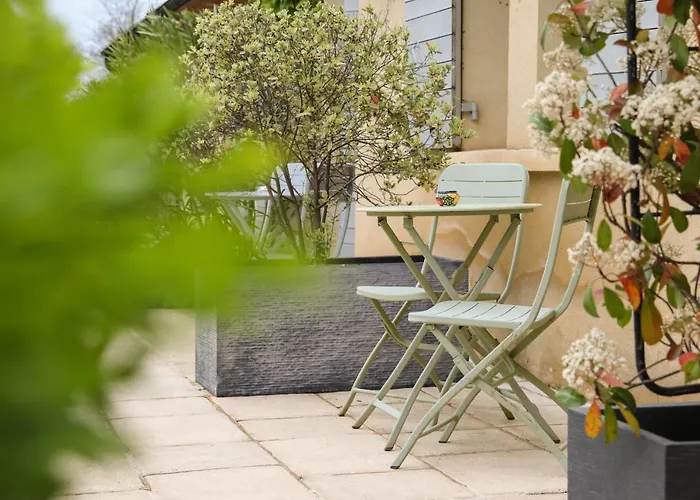 Hotel De Castel - Piscine Chauffee