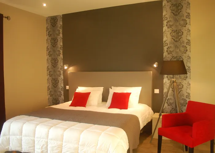 De Castel - Piscine Chauffee 3* サルラ・ラ・カネダ