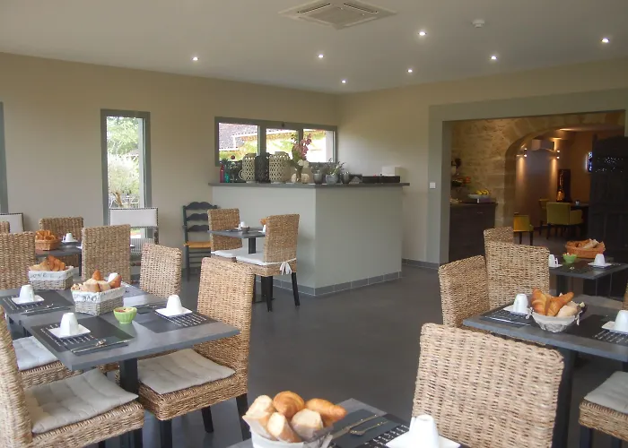 De Castel - Piscine Chauffee Sarlat-la-Canéda