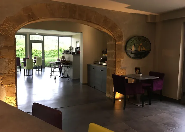 호텔 De Castel - Piscine Chauffee