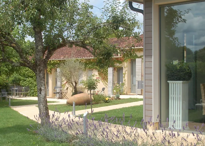 De Castel - Piscine Chauffee 3*