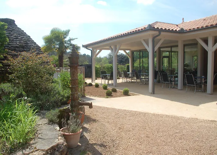 De Castel - Piscine Chauffee Sarlat-la-Caneda