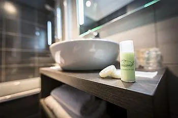 De Castel - Piscine Chauffee